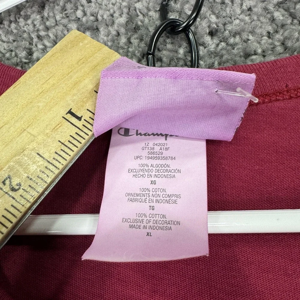 Champion Shirt Mens XL Red Embroidered Script Logo Tee Casual Crewneck - Picture 4 of 10